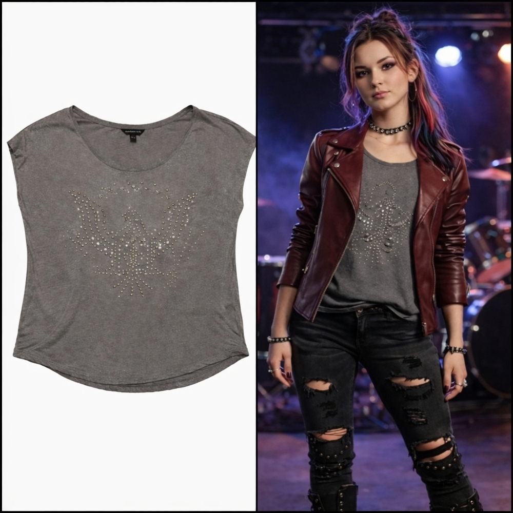 Rock & Republic Studded Eagle Top Size Medium Gray Embellished